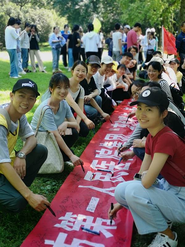 http://124.124.124.125/upfile/FCKeditor/CMS/2019/1组2.jpg