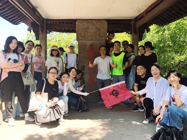 http://124.124.124.125/upfile/FCKeditor/CMS/2019/5组6.jpg